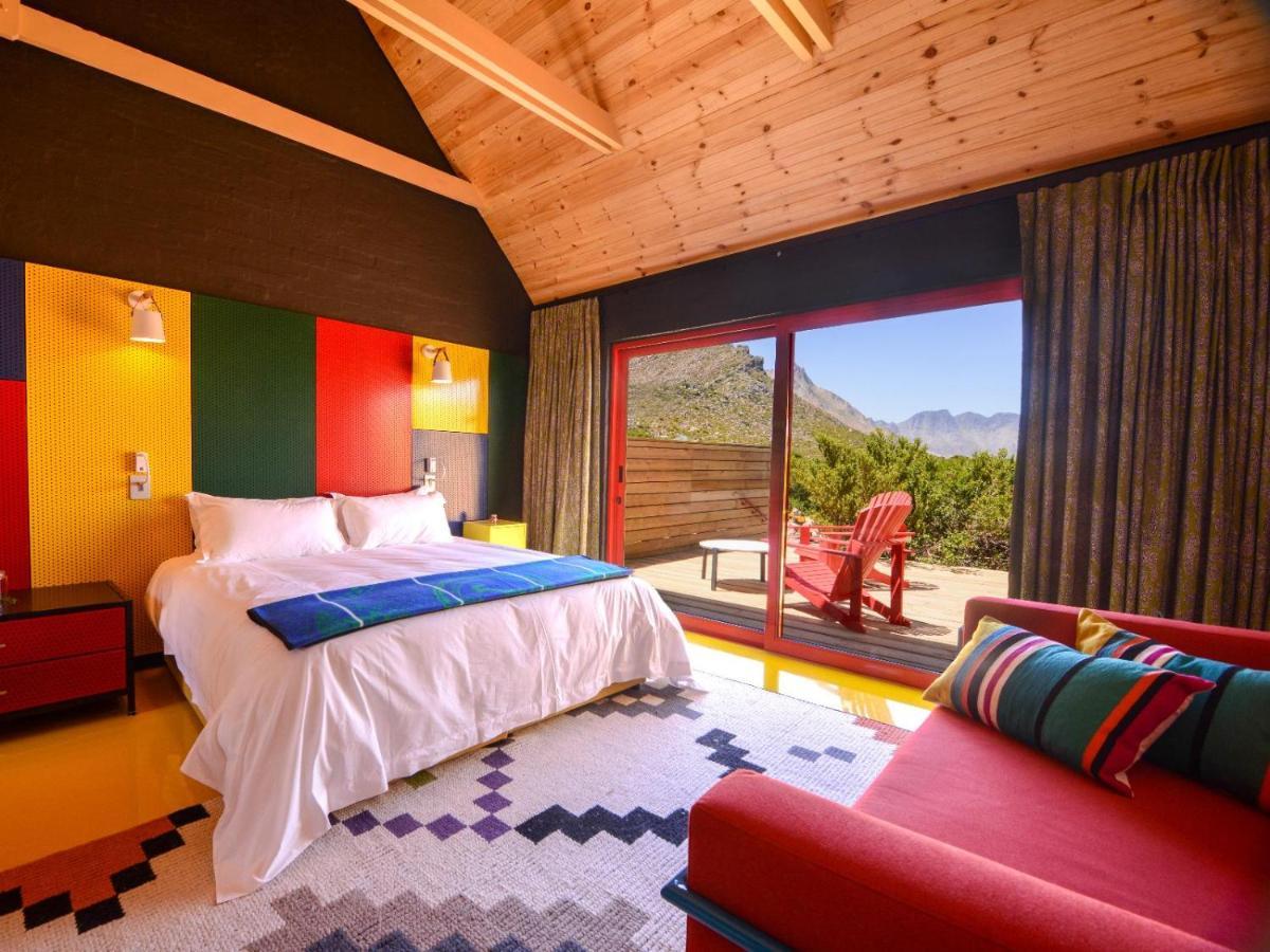 Pitstop Lodge กอร์ดอนส์เบย์ ภายนอก รูปภาพ